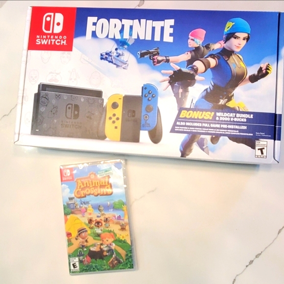 Nintendo Switch Fortnite LIMITED EDITION /Wildcat Bundle & 2000 V Bucks - - Picture 1 of 5